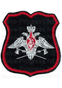 Шеврон Инжинерные войска образца с 2012 года (красный кант и белый орел с якорями на черном фоне)
